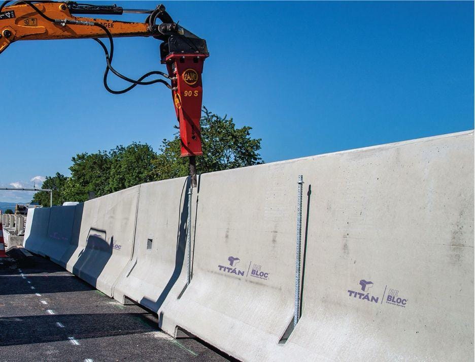 instalacion barreras de contencion antichoque con anclaje a suelo